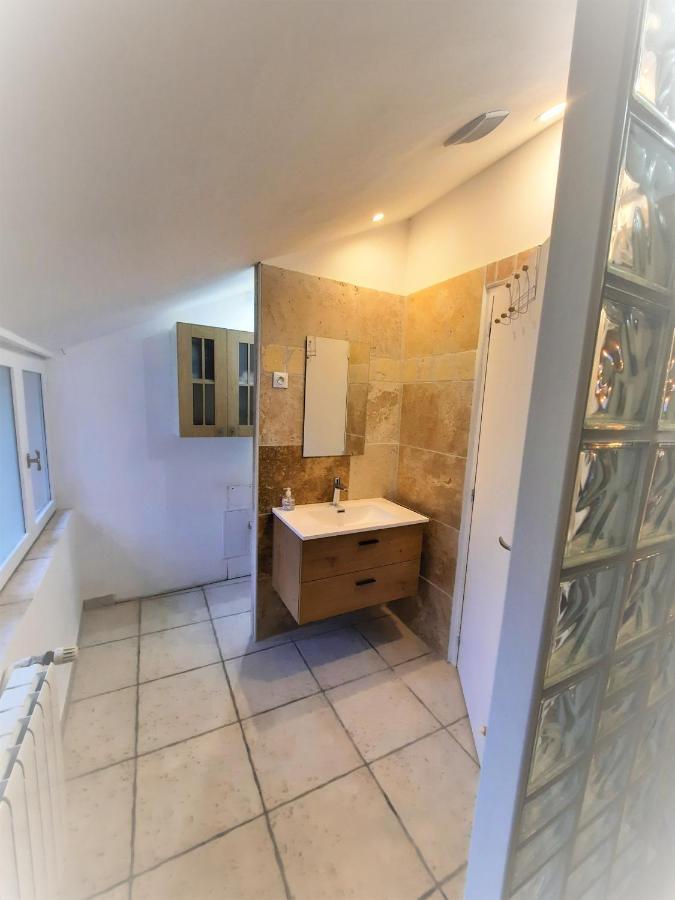 Le Cocoon Avec Parking Gratuit Apartment Cuisery Exterior photo